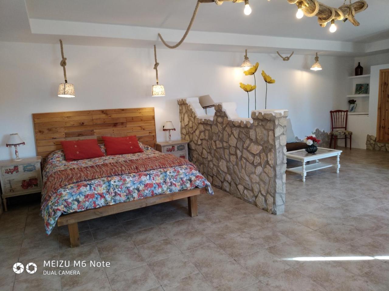 Mirador Grullas Hotel Montmesa
